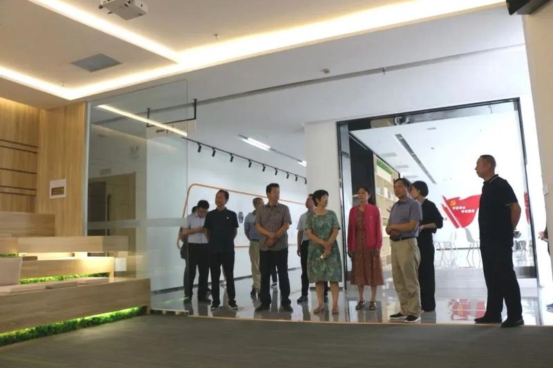 市委市直工委楊德照書記一行蒞臨泰投雙創(chuàng)生態(tài)社區(qū)調研